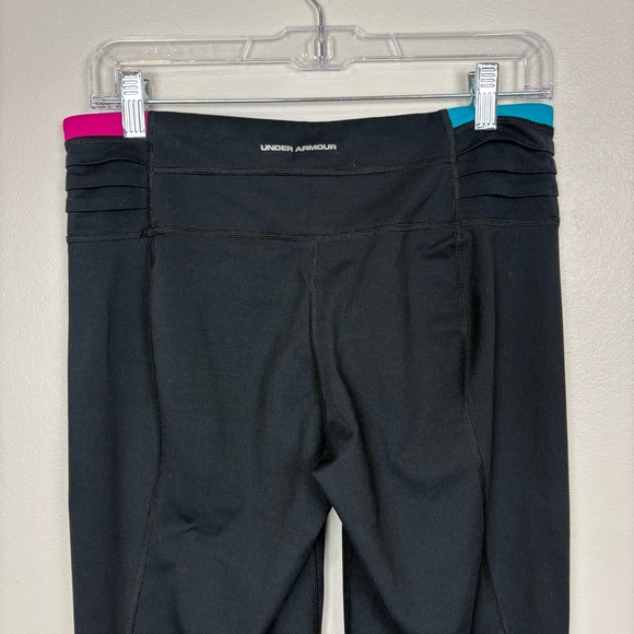 Under Armour Leggings Size M Black Bootcut Wide Waistband Midrise Yoga Pants - Picture 10 of 13